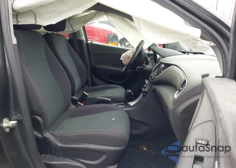 2020 Chevrolet Trax Awd Ls z USA, uszkodzony, nr VIN 3GNCJNSB1LL136299